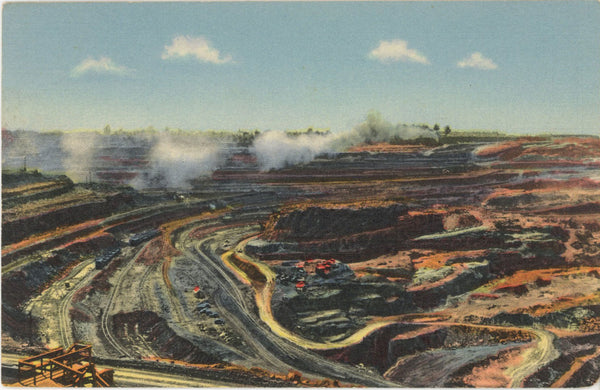 Hibbing Minnesota Hull-Rust Mine Vintage Postcard c. 1940s (unposted)