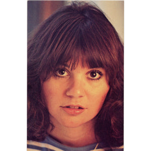 Linda Ronstadt Singer Coral-Lee 1977 Vintage Postcard (unused) - Vintage Postcard Boutique
