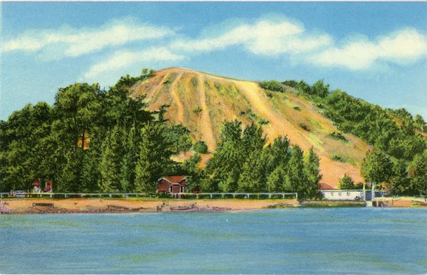 Muskegon Michigan Pigeon Hill Sand Dune Lake Michigan Vintage Postcard (unused) - Vintage Postcard Boutique