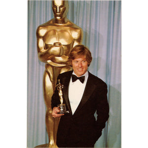 Robert Redford Actor Director Coral-Lee Vintage Postcard (unused) - Vintage Postcard Boutique