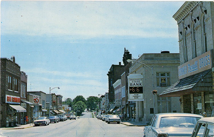 Dodgeville Wisconsin Main Street Vintage Postcard (unused) - Vintage Postcard Boutique