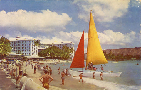 Waikiki Beach Honolulu Oahu Catamarans at Moana Hotel Vintage Hawaii Postcard (unused)