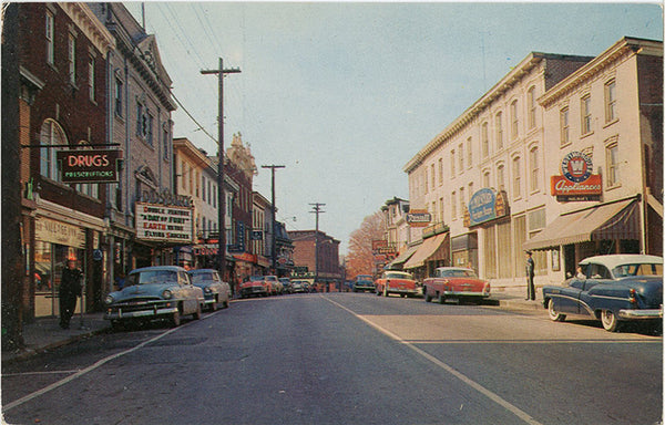 Walden New York Main Street Paramount Theater Vintage Postcard circa 1950s (unused) - Vintage Postcard Boutique